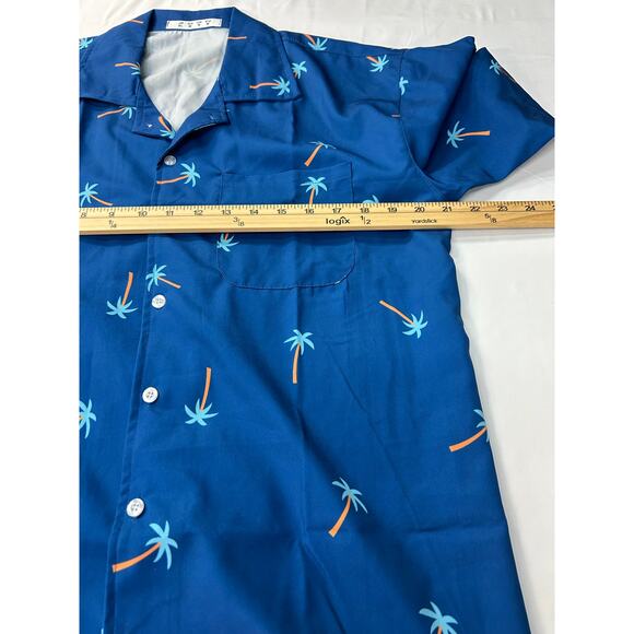 NWOT Men’s Palm Tree Button Down Size Medium Short Sleeve Color Blue - Picture 4 of 13